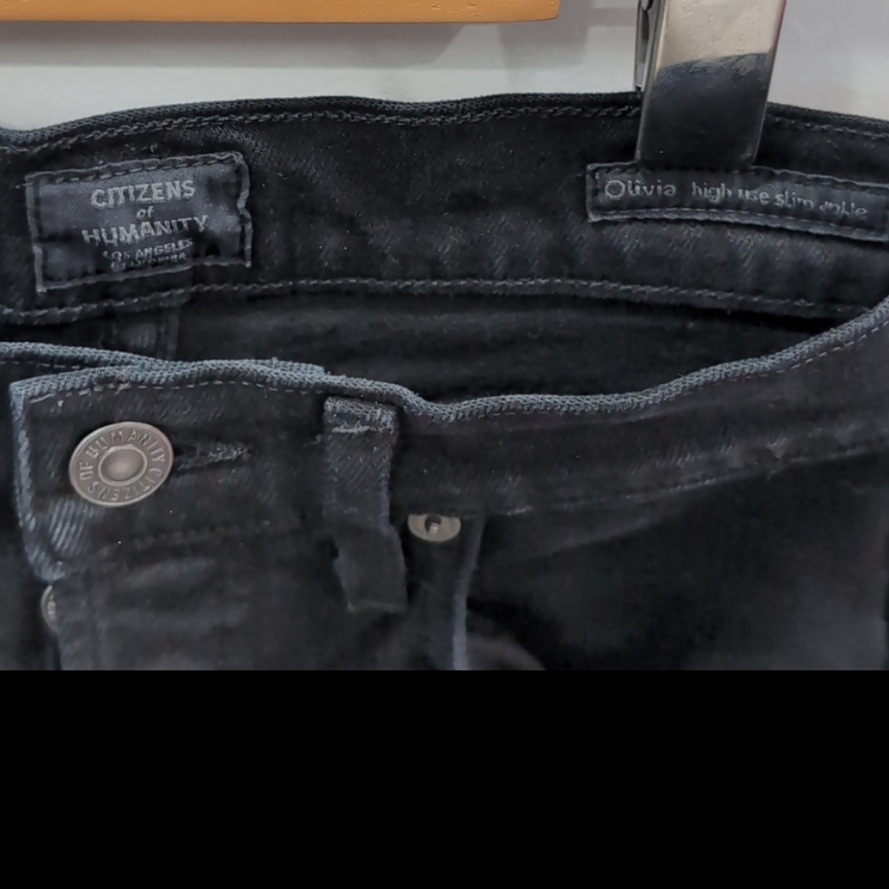 CITIZENS OF HUMANITY | Women's Black Olivia High-Rise Slim Ankle Jeans - Picture 7 of 10